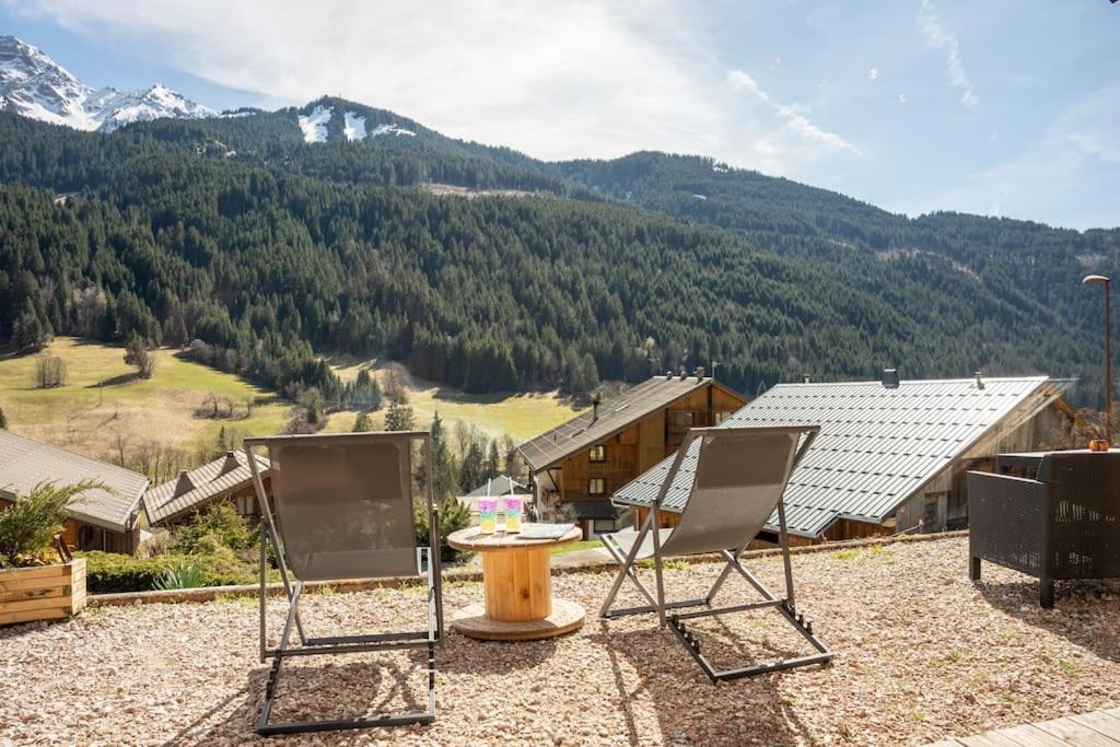 Au Le Pery, Vue Sur Le Mont De Grange Apartment